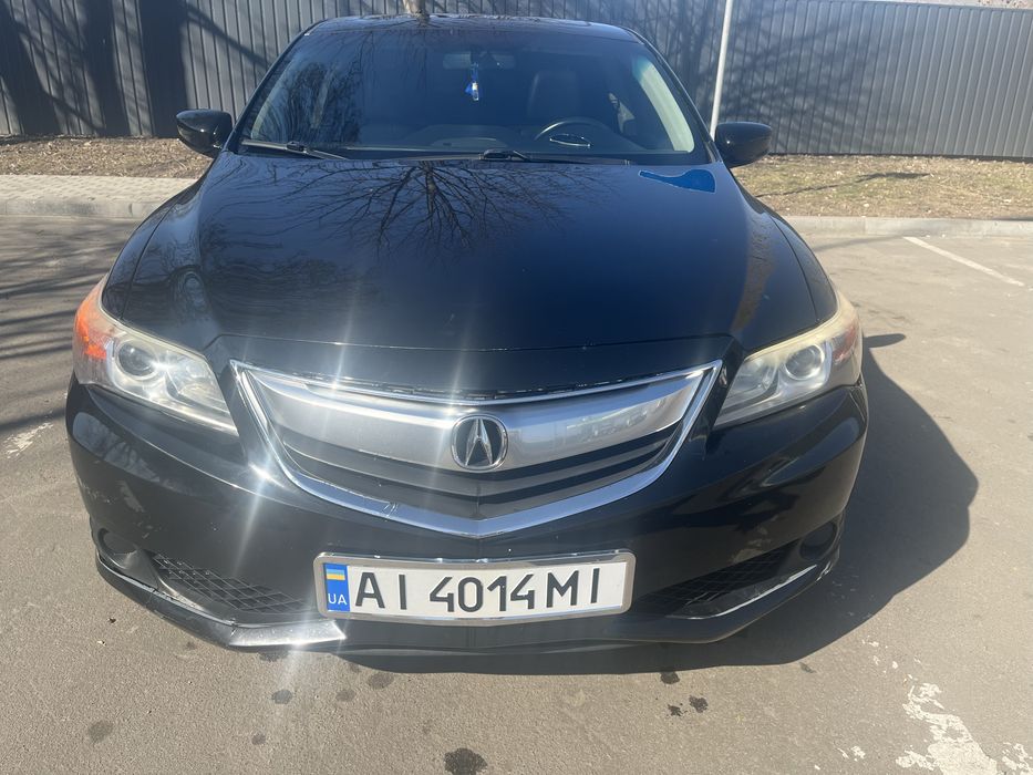 Продам або обміняю Acura ILX