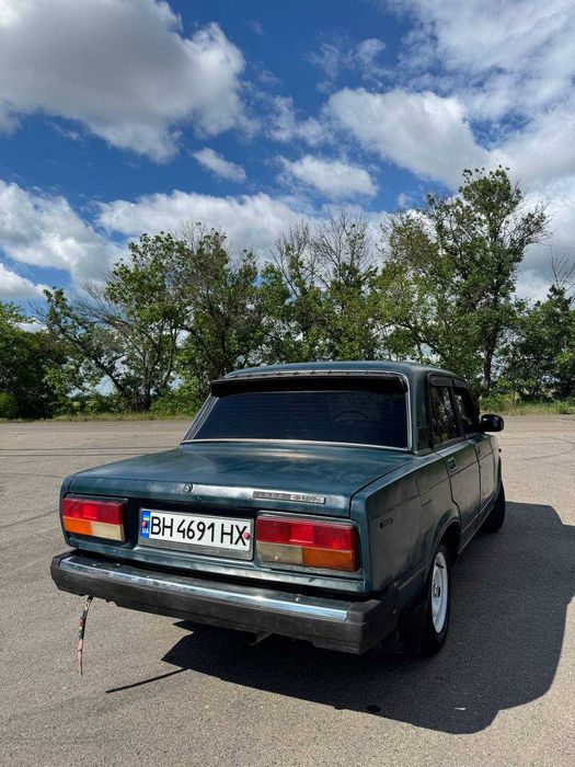 Продам ВАЗ 2107 жигуль