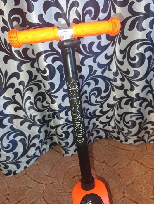 Самокат-беговел 3в1 новий