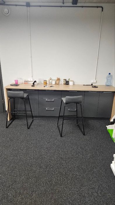 Zestaw mebli biurowych