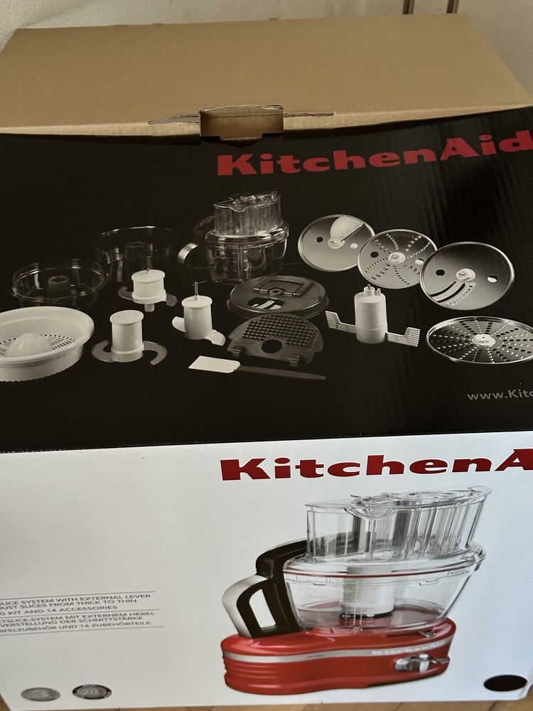 Кухонный комбайн KitchenAid Artisan 4 л. 5 KFP1644EOB