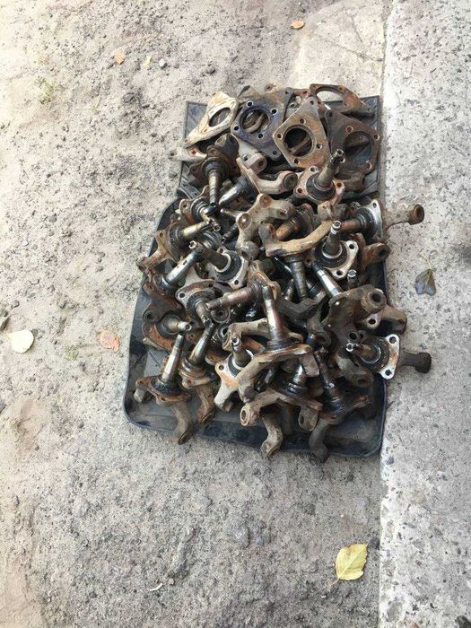 Цапфа на ВАЗ поворотный кулак