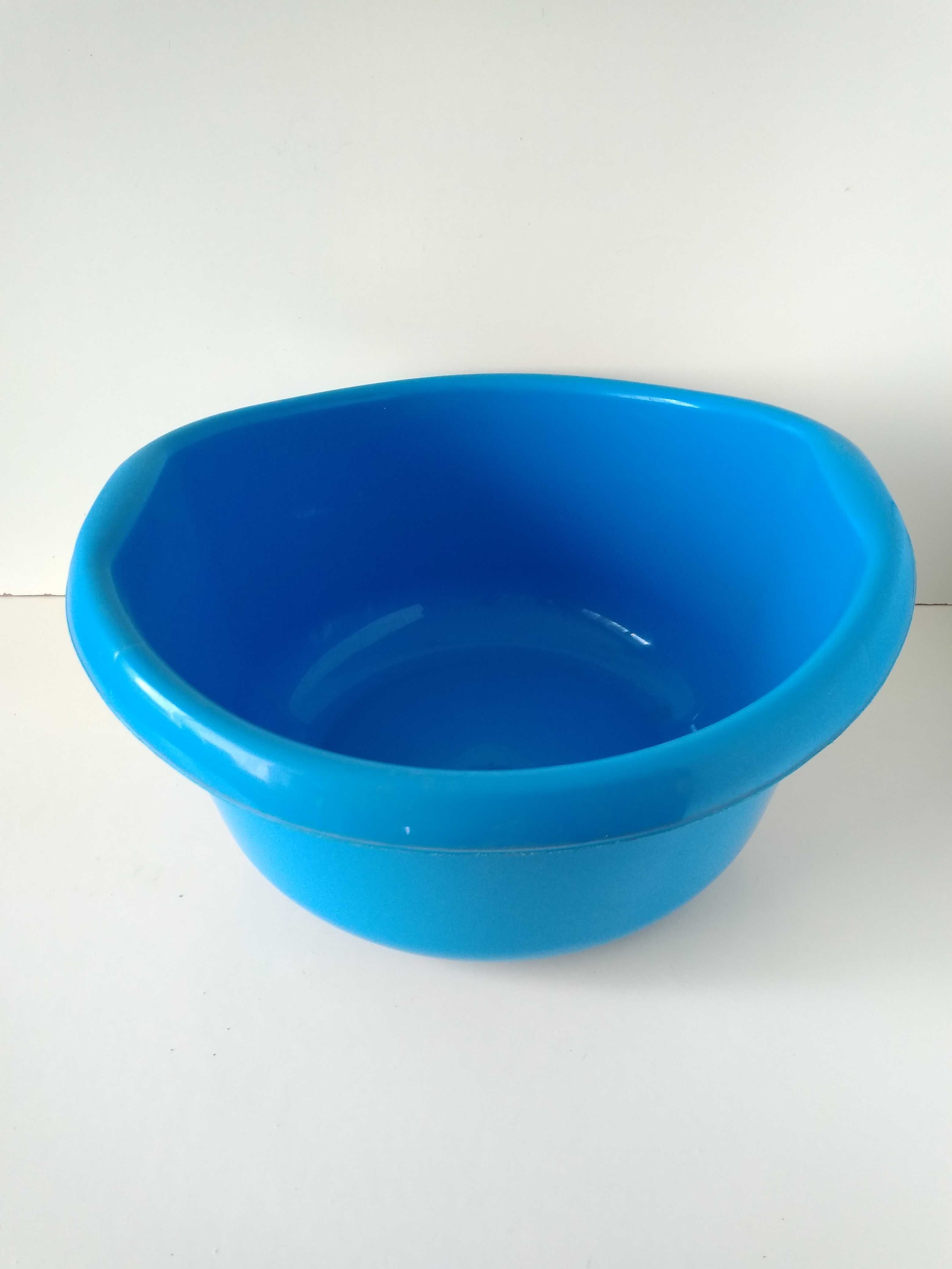 пластиковый круглый голубой хозяйственный таз миска 15 л с ручками