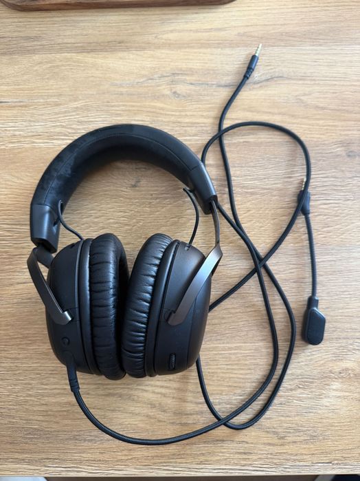 Słuchawki  HYPERX Cloud III