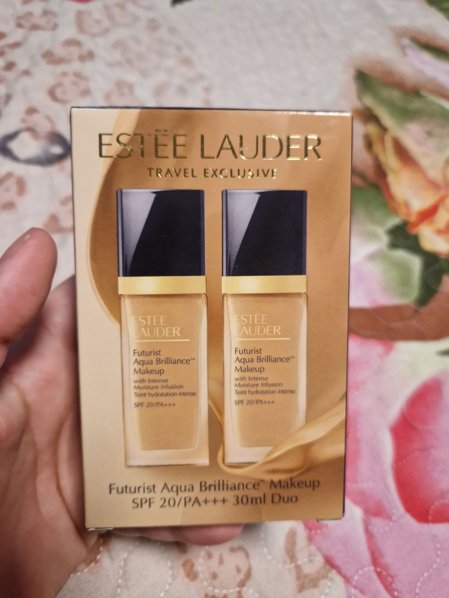 Podkład estée lauder futurist aqua 1C0 2szt 30ml