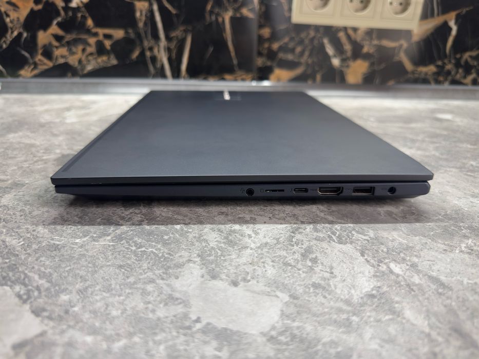 Ноутбук ASUS Vivobook Pro 15