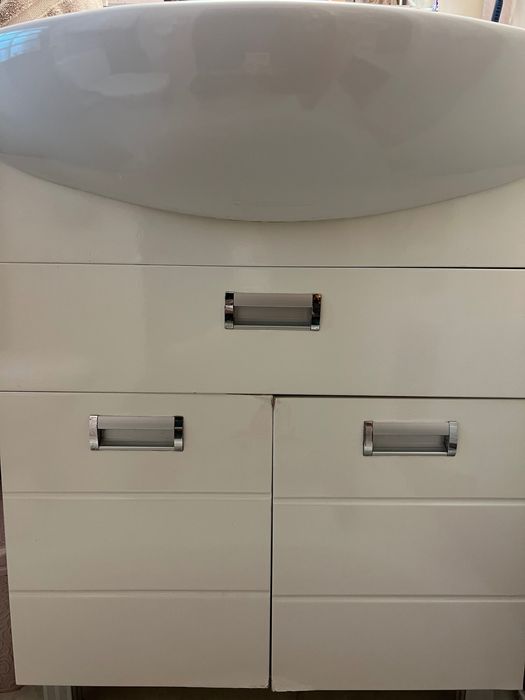 Умивальник з тумбою у подарунок