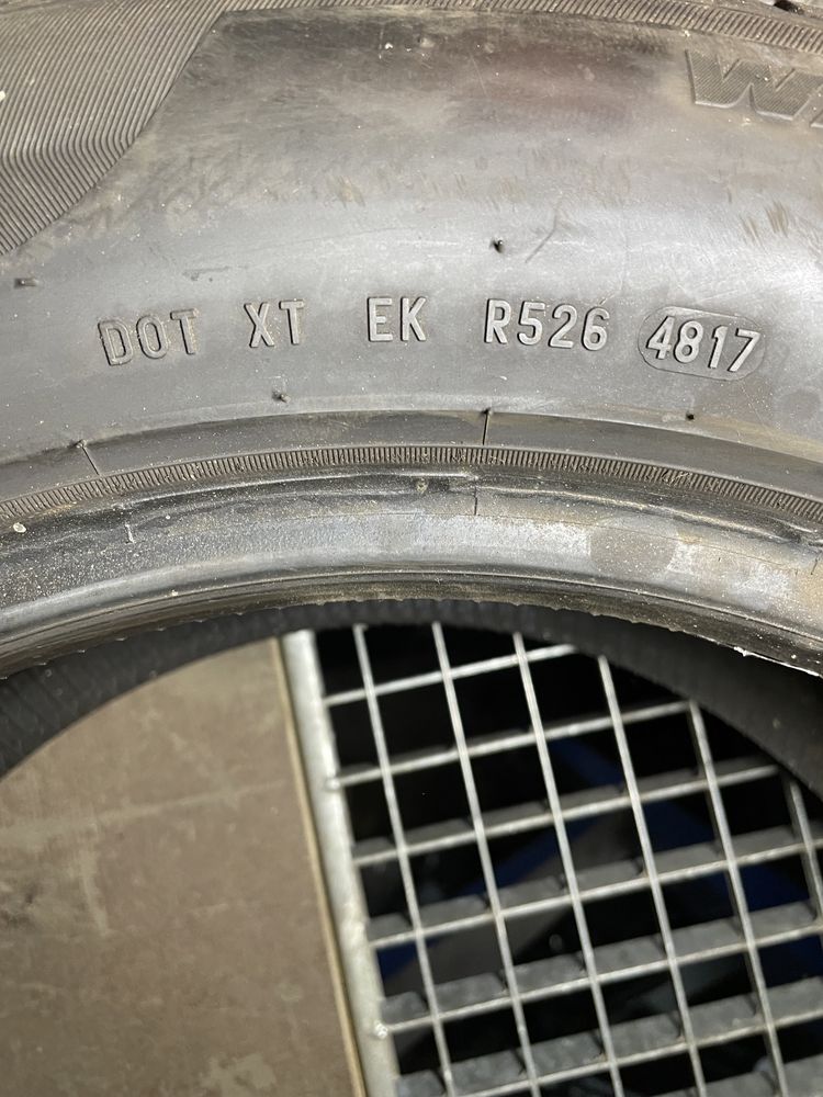 Pireli 235/55 R17