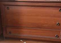 Продам комод с выдвижными ящиками