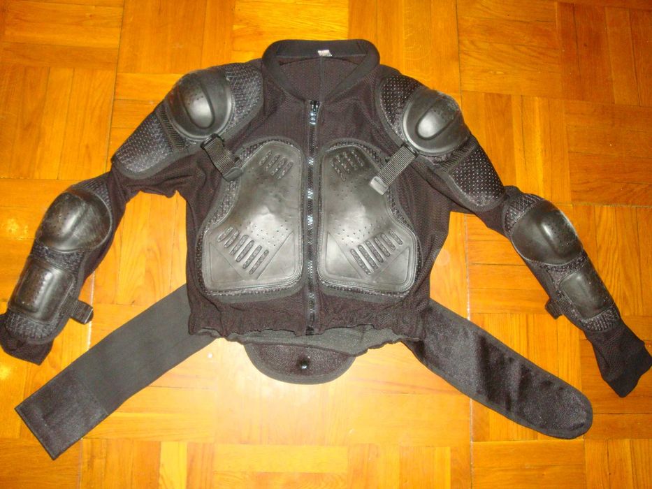 Черепаха защитная , размер M-L - защита (грудь /спина / плечи / локти)