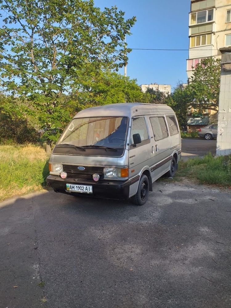 Продам Ford Econovan