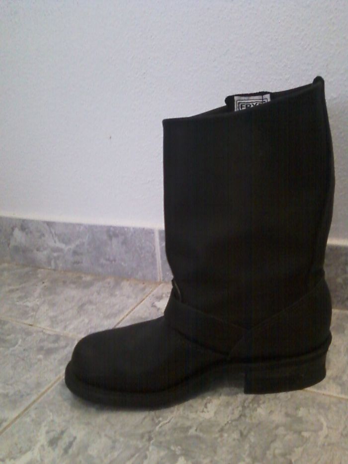 Botas Pretas Frye