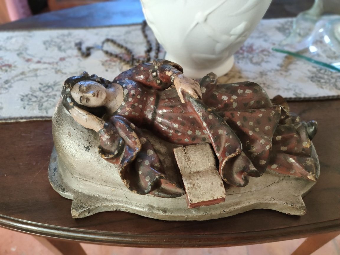Senhora adormecida, arte antiga