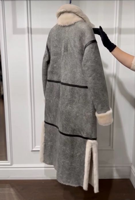 Дубленка из овчины длинная серая