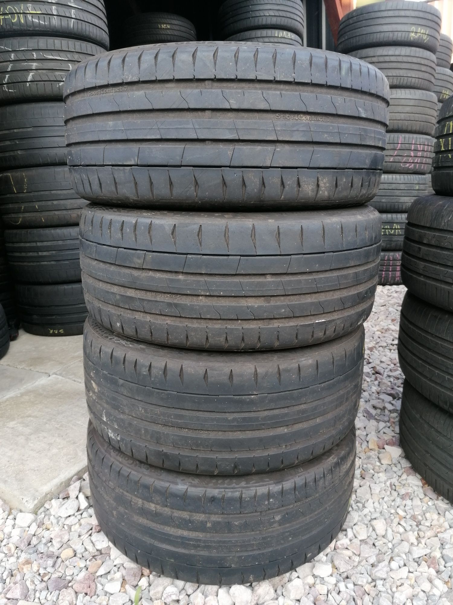225/35/19 Continental 2022 rok