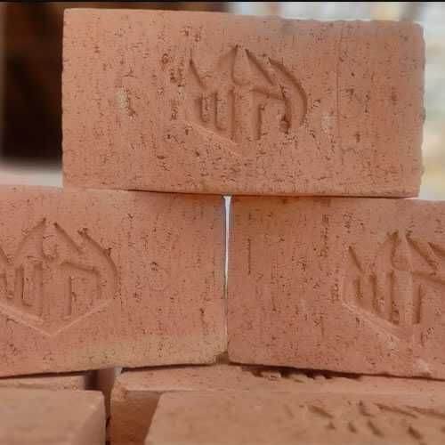 Шамотна вогнетривка пічна цегла пластичного формування ШП Чотирбоки