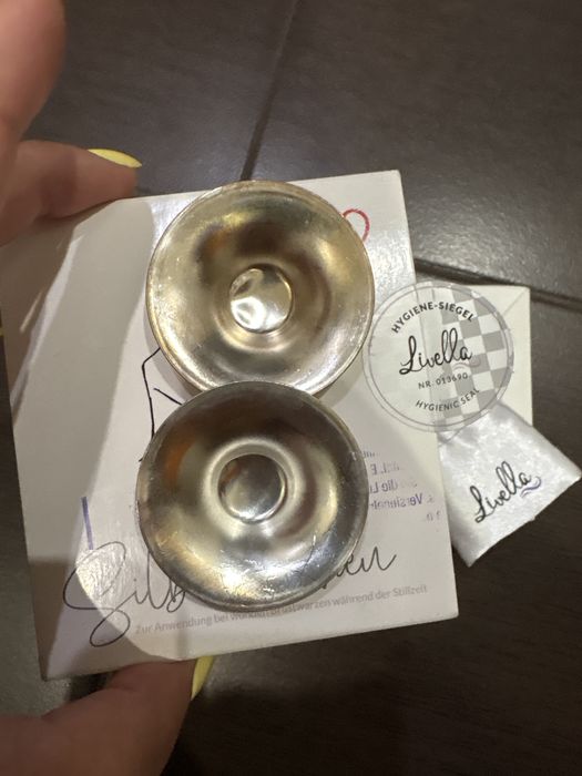 Срібні накладки на соски для годування Livella