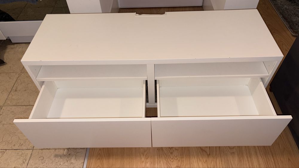 Móvel TV - Óptimo estado