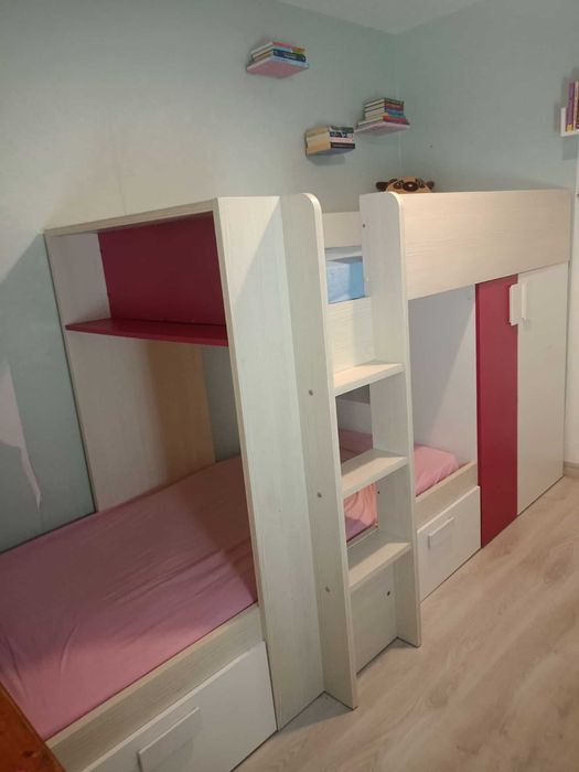 Łóżko piętrowe z szafą (nowe ok 4500zł)
