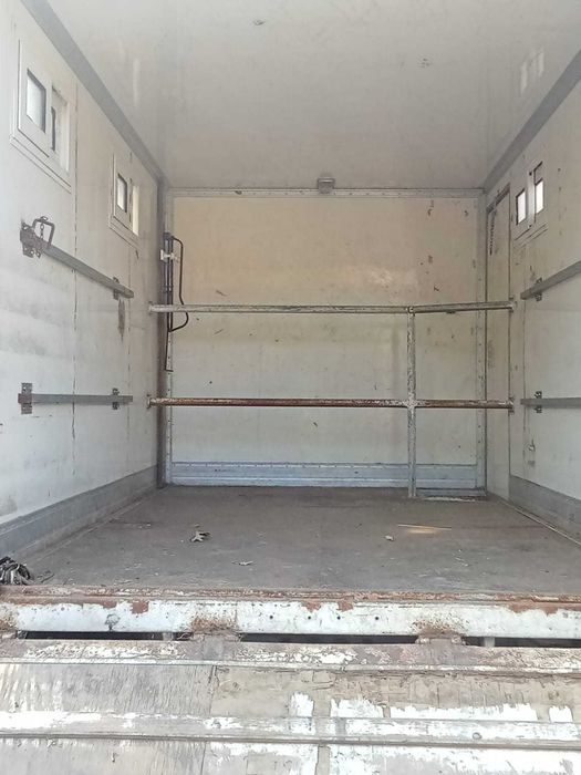 Mercedes-Benz para transporte de animais