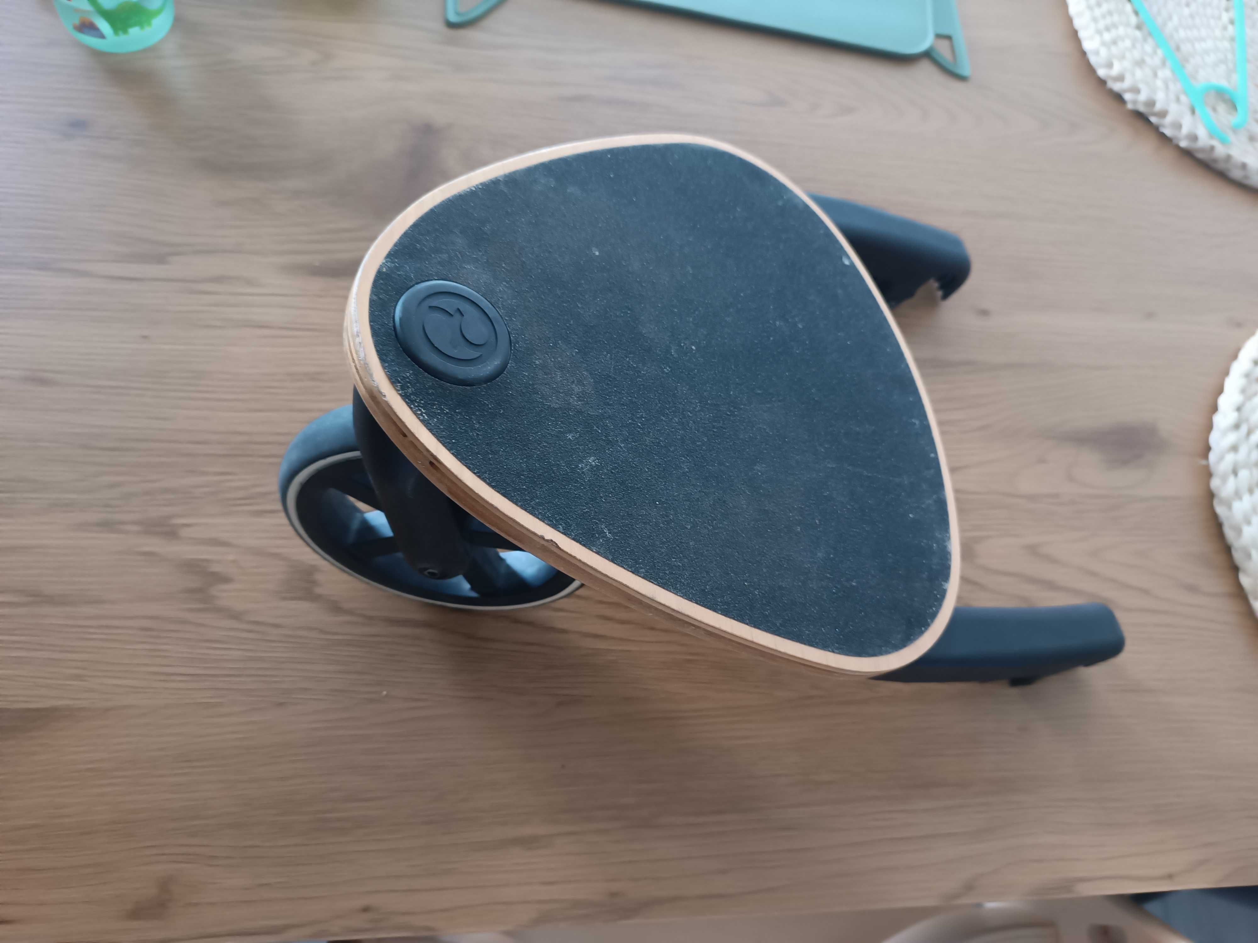 Dostawką Cybex do wózka