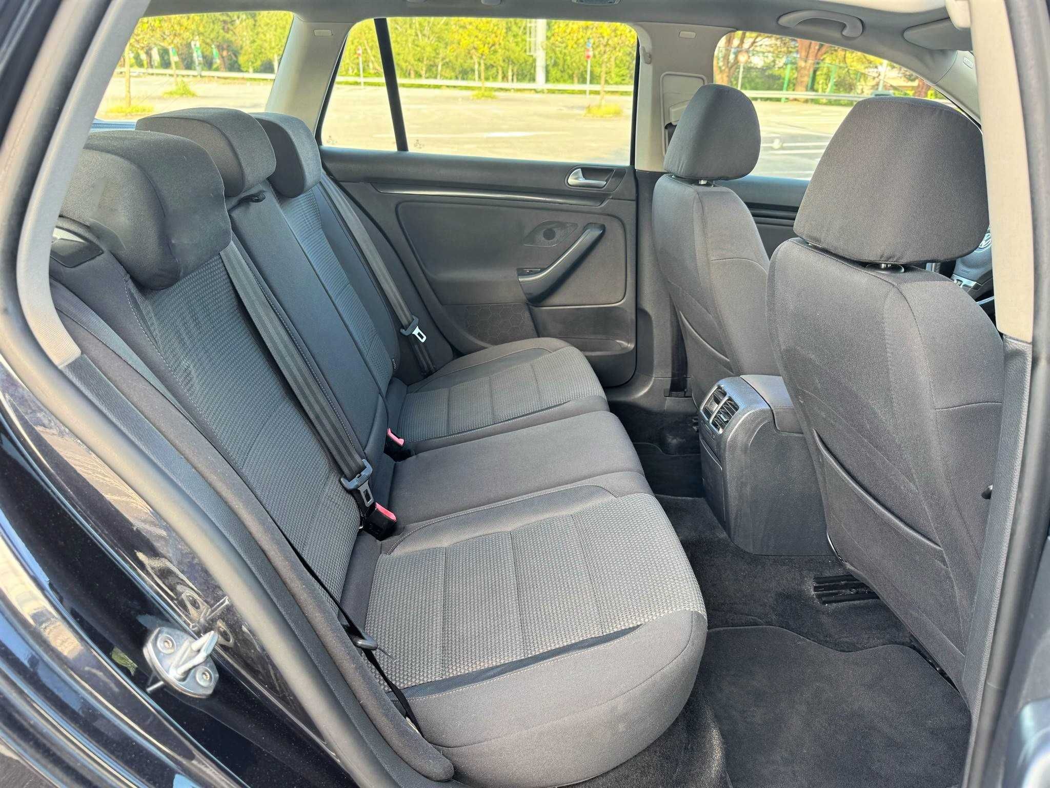 VW Golf 1.6 Tdi Full Extras C/Nova