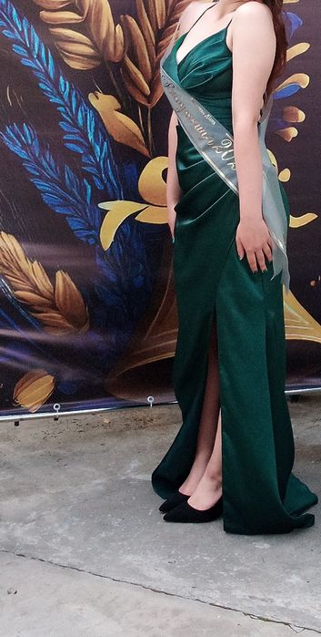 Випускне плаття.