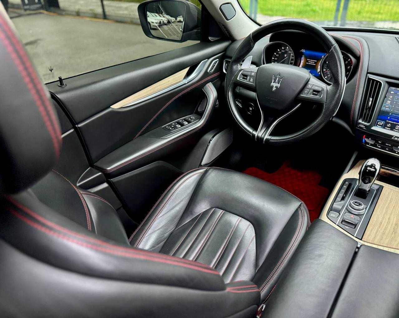 Продаж Maserati Levante