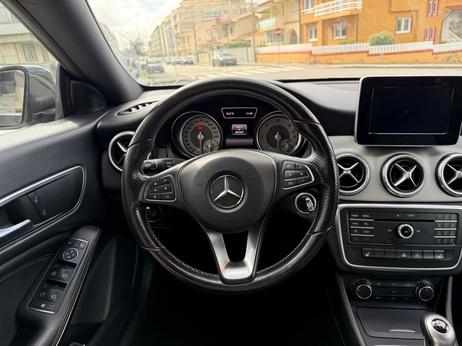 Mercedes-Benz CLA 180 d Shooting Brake