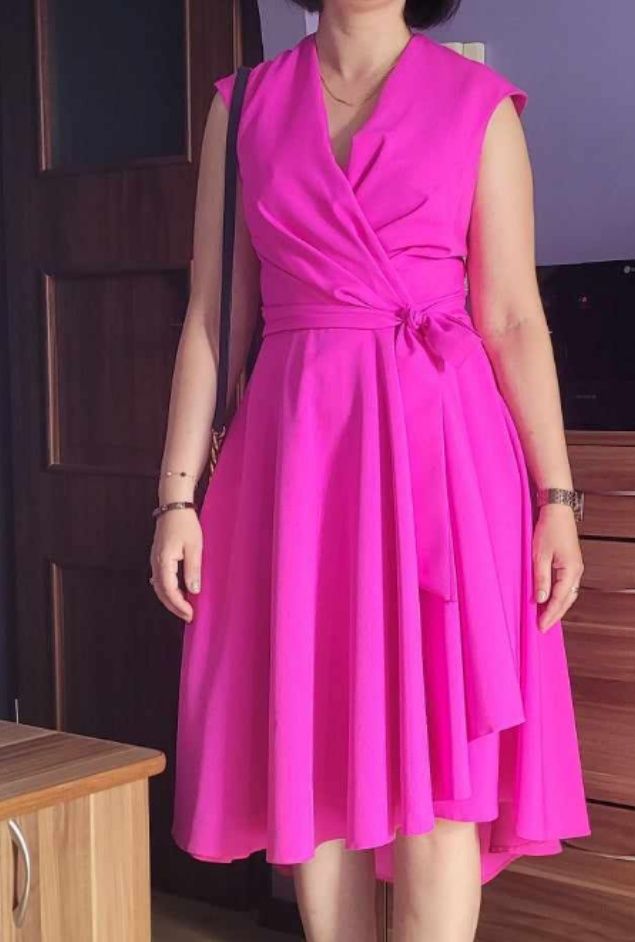 Elegancka sukienka na chrzciny komunię wesele r. S/36 fuksja