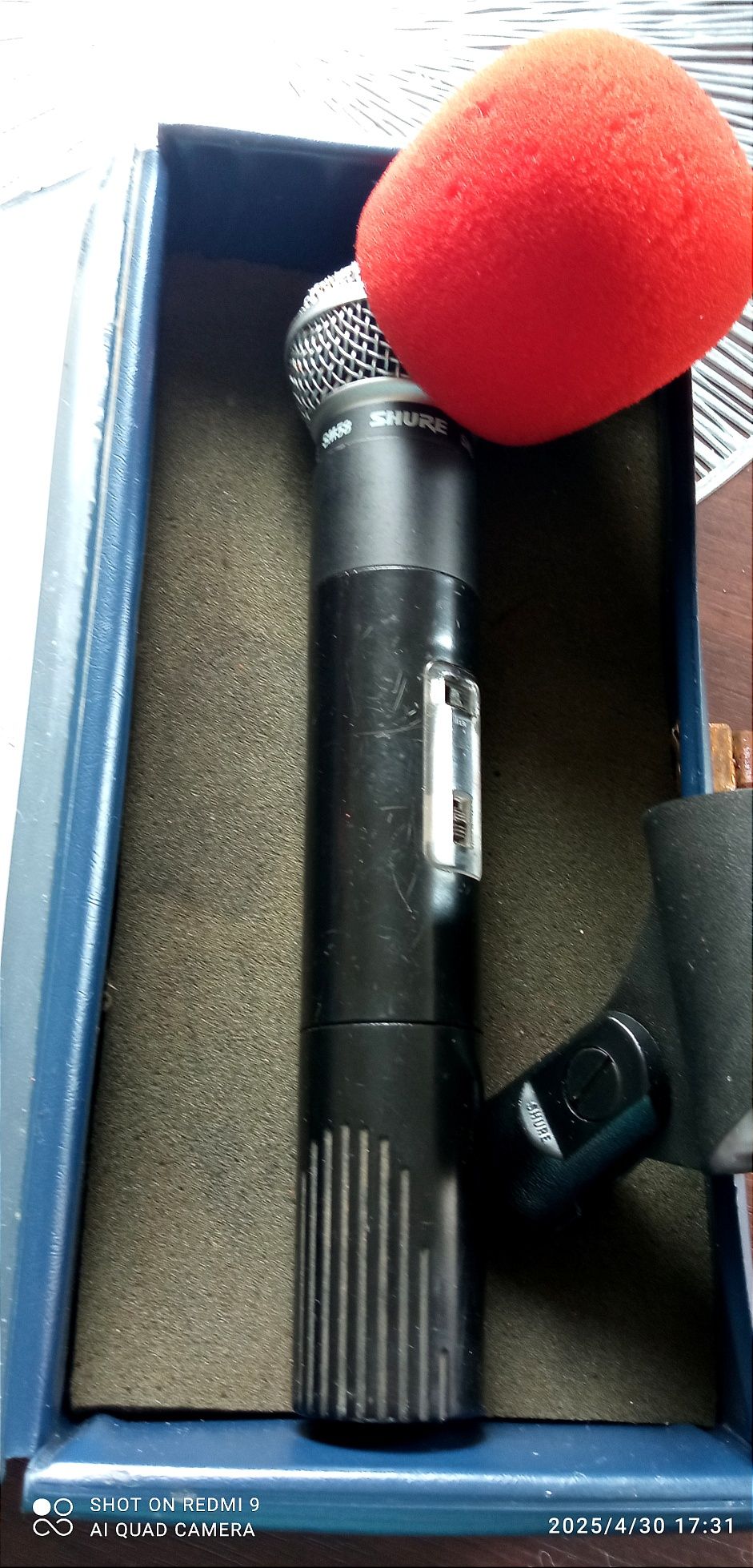 Mikrofon SM58 Shure bezprzewodowy.