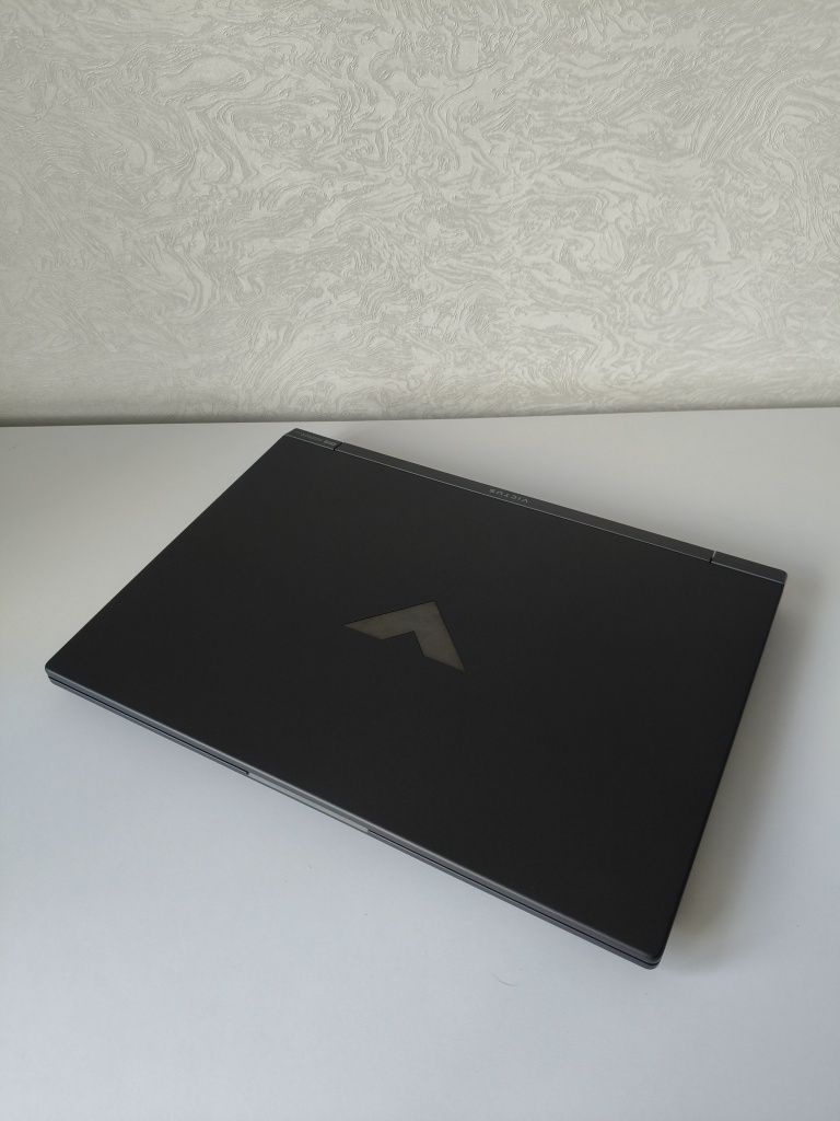 HP Victus 15-FB2063DX