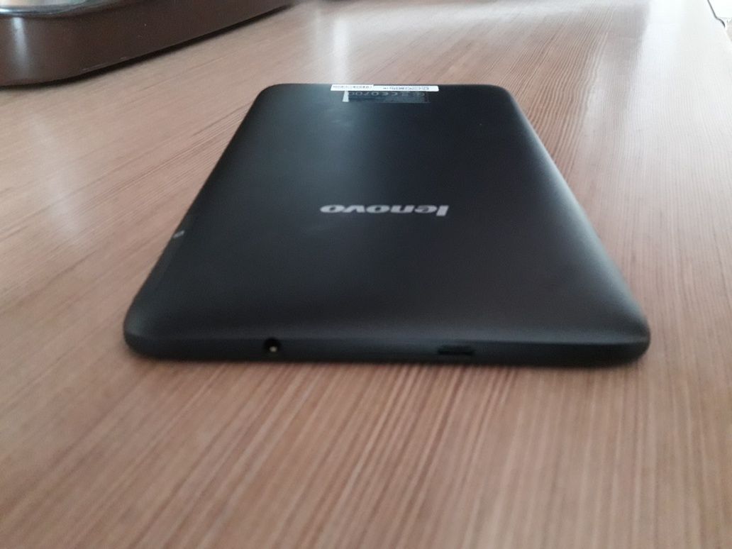 планшет Lenovo TAB A7 A3500