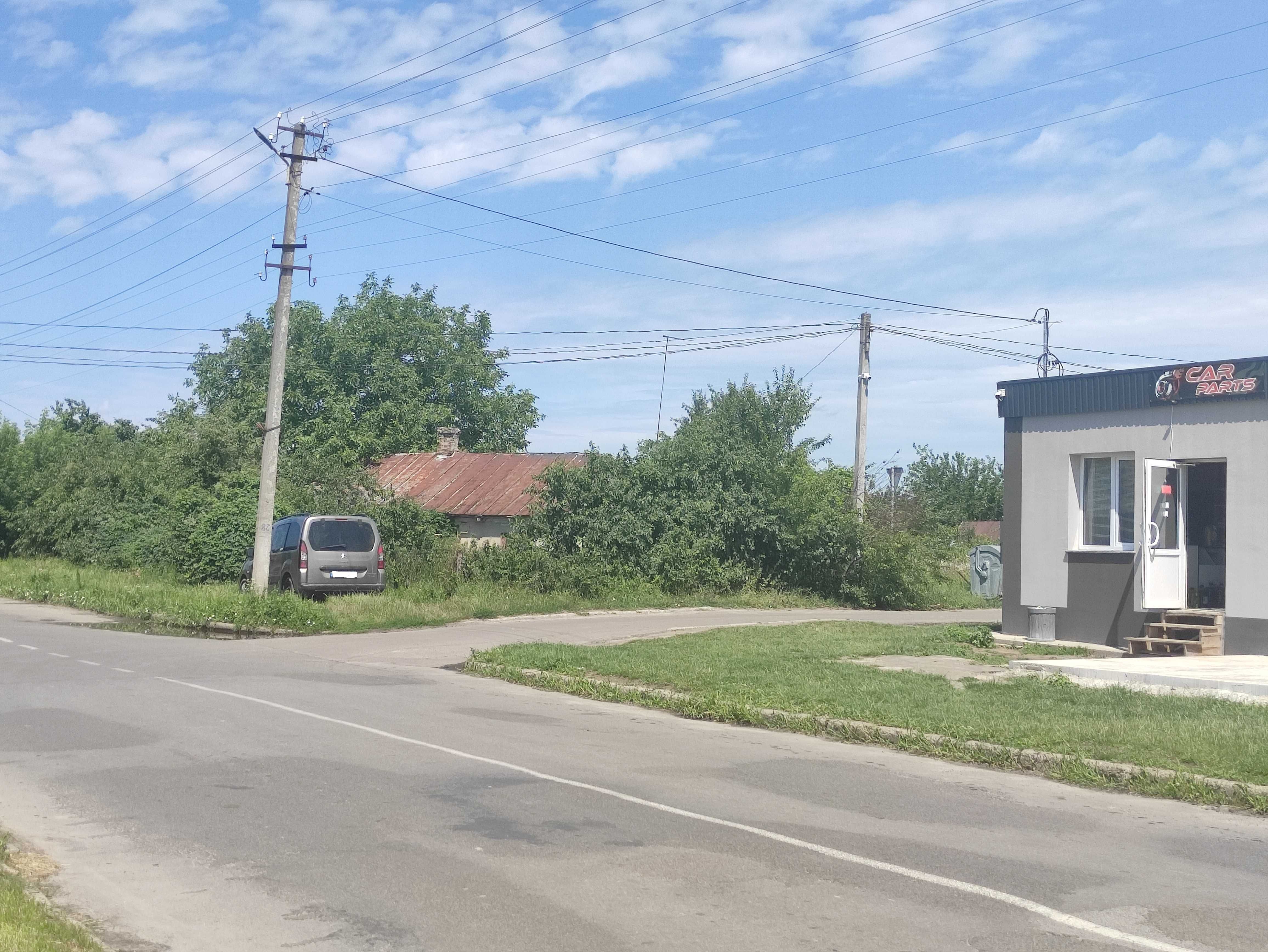 Земельна ділянка 18 сот, вздовж центральної вулиці, смт Торчин!