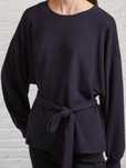 French Connection sweter wiązany w pasie granat oversize
