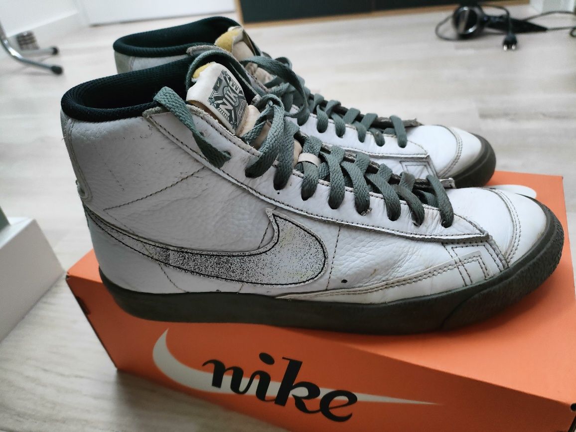 Buty Nike BLAZER MID '77 r. 42