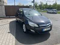 Opel Astra J 1,6 115 KM Benzyna Kombi Alufelgi 2X Klucze 1 Właściciel Z Niemiec