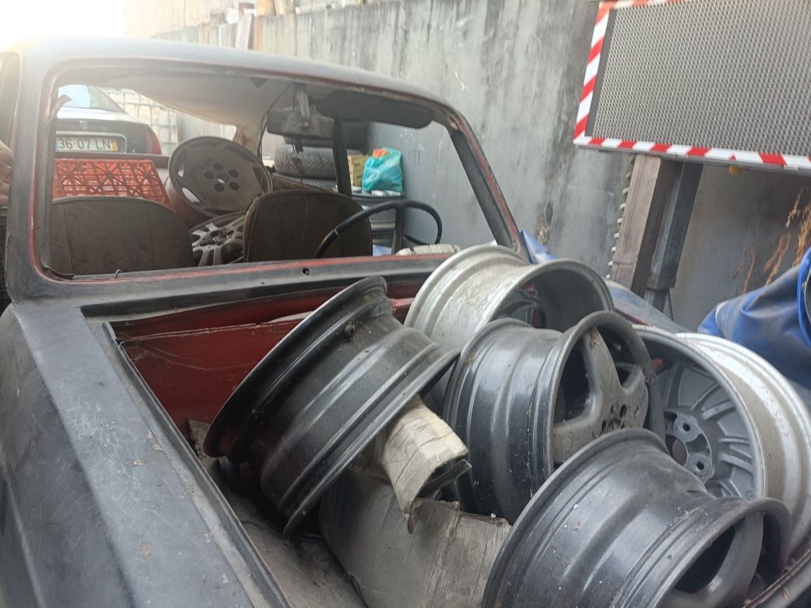 Fiat 850 para restauro