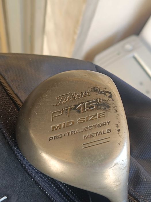 Vendo equipamento de golfe