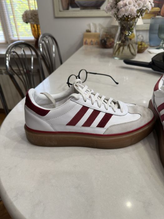 Кросівки «Adidas» жіночі