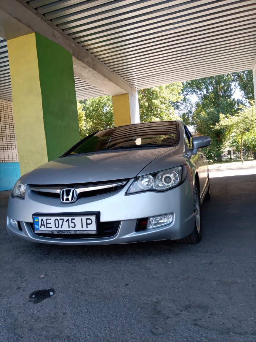 Продам свой автомобиль Honda civic