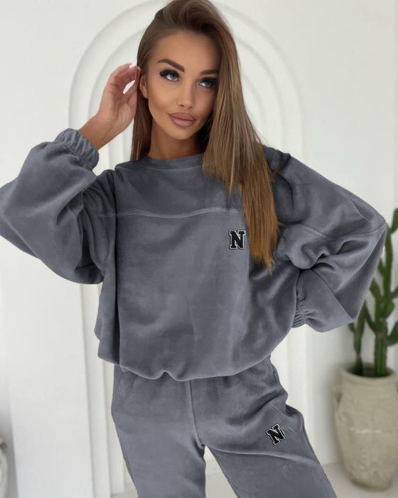 Жіночий костюм теплий велюр на плюшевій основі.Розміри 42-56