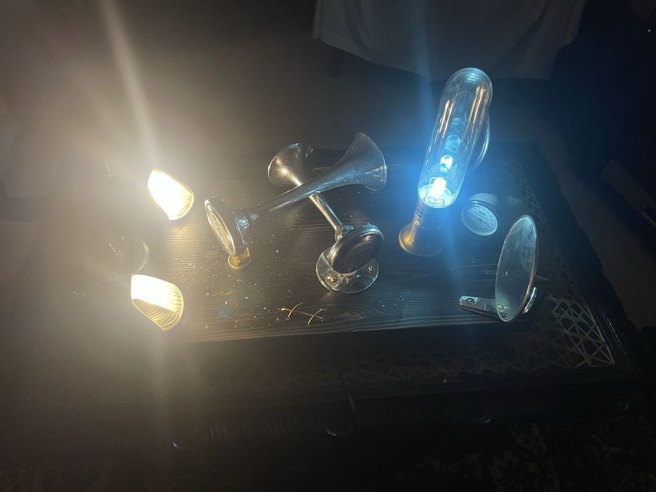 Candeeiro / Luminaria escultural funcional/ Candeeiro unico / Upcycled