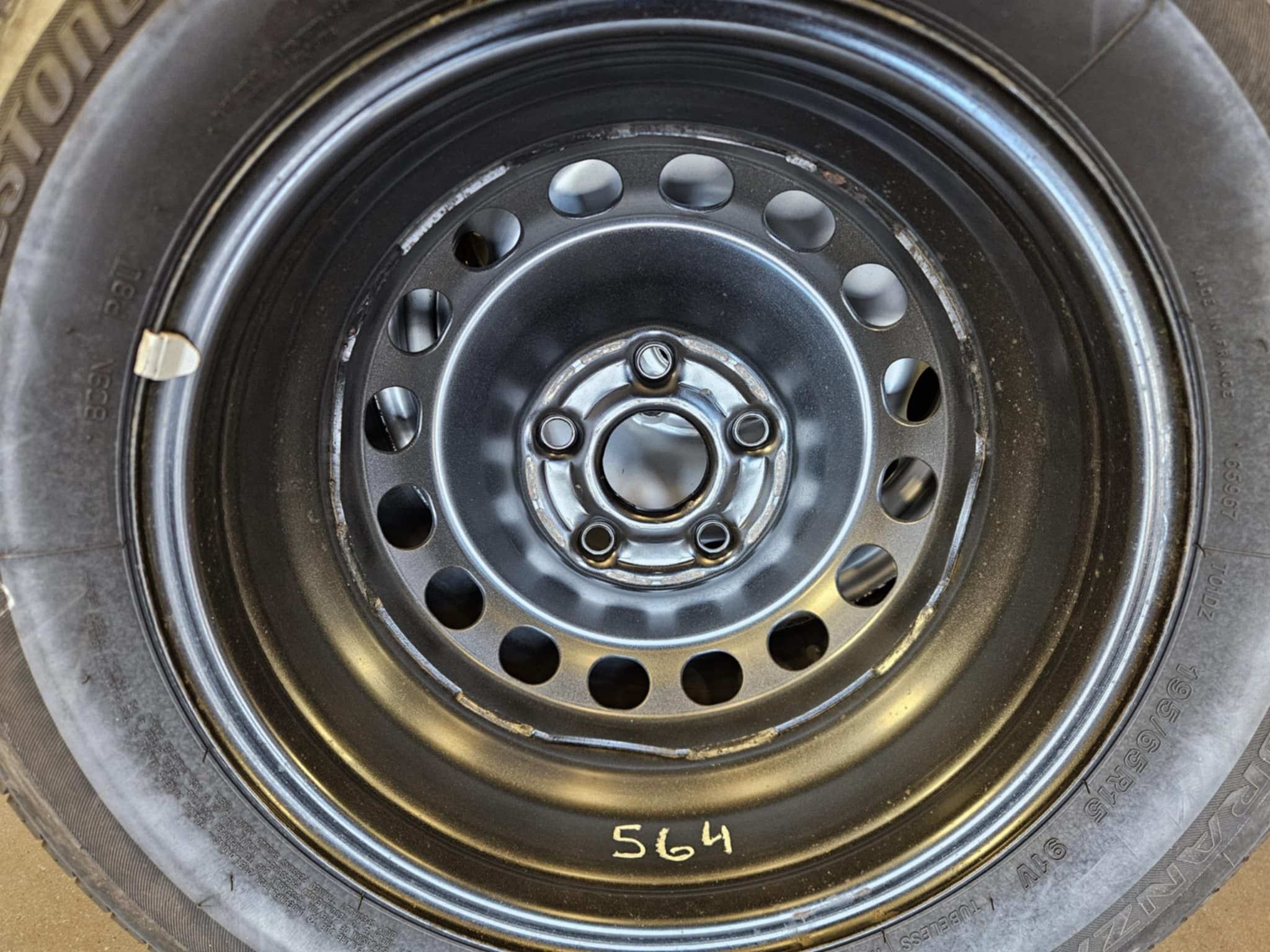 4x Felgi stalowe VW 6.0 x 15 5x112 ET47 srebrne Volkwagen Caddy [564]