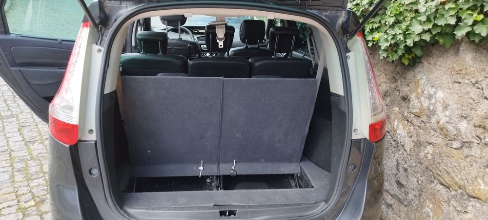 Renault Scenic 2011
