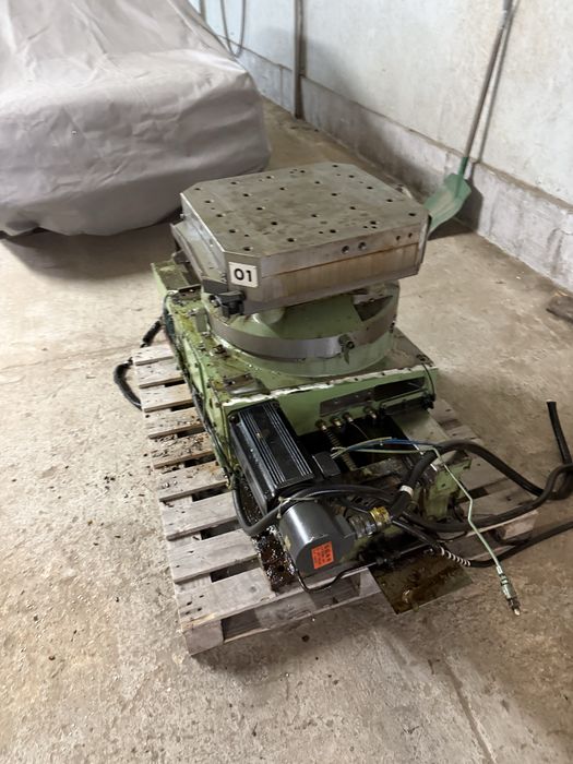 Stół Obrotowy CNC z osią przesuwu – kompletna jednostka