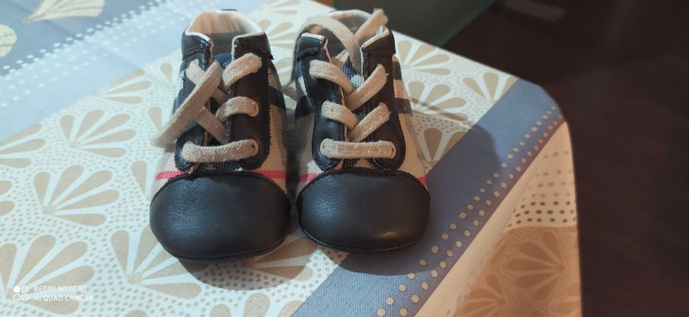 Burberry criança- OPORTUNIDADE!!