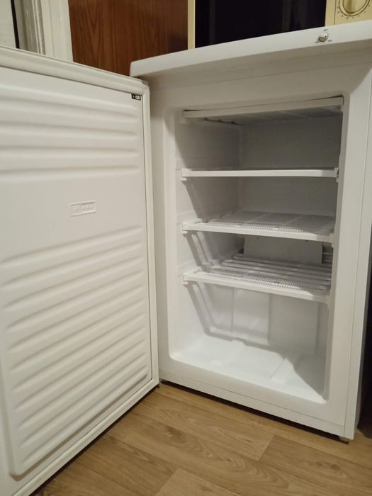 Морозильна камера !!!