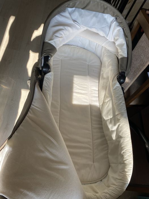 Коляска 2 в 1 Victoria Gold