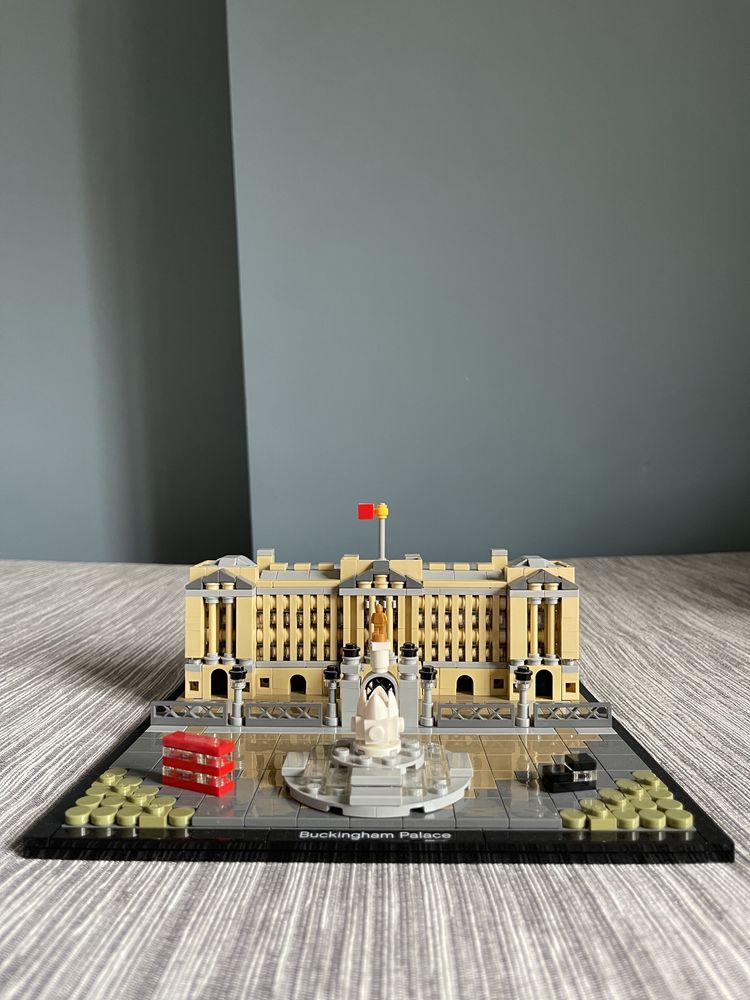 Lego Architecture Buckingham Palace